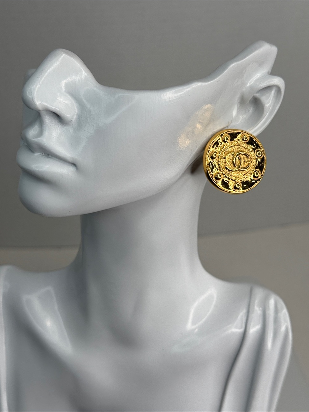 Vintage Chanel 1994 Baroque CC Logo Clip-On Earrings Gold Tone Ornate Medallion
